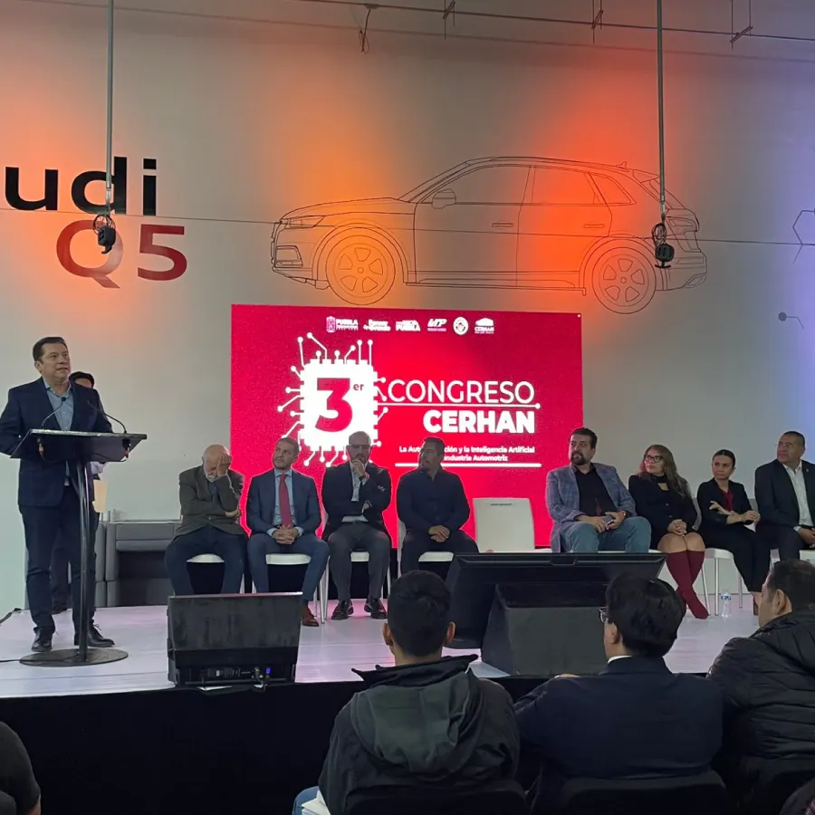 ENTI participa en el Tercer Congreso CERHAN impulsando la transformación tecnológica.